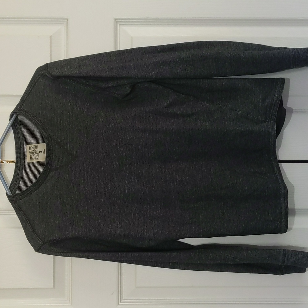 Mossimo Supply Co Athletic Fit Long Sleeve size S 100% Cotton